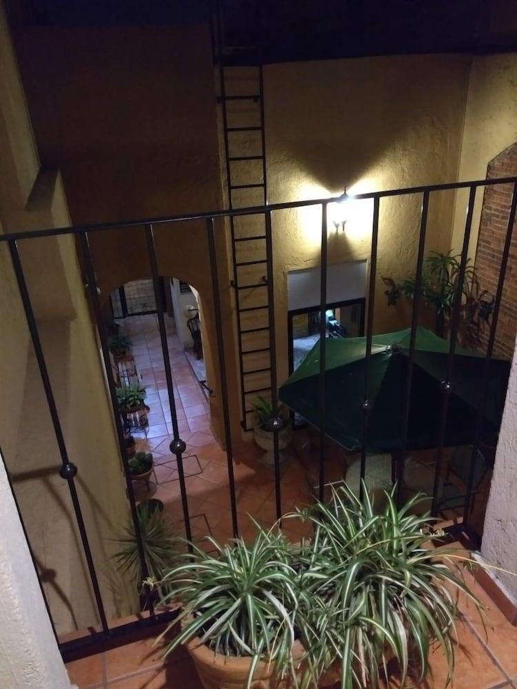 Hotel Casa Galena Morelia Buitenkant foto